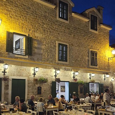 Centar Vodice Apartmani Ngoại thất bức ảnh