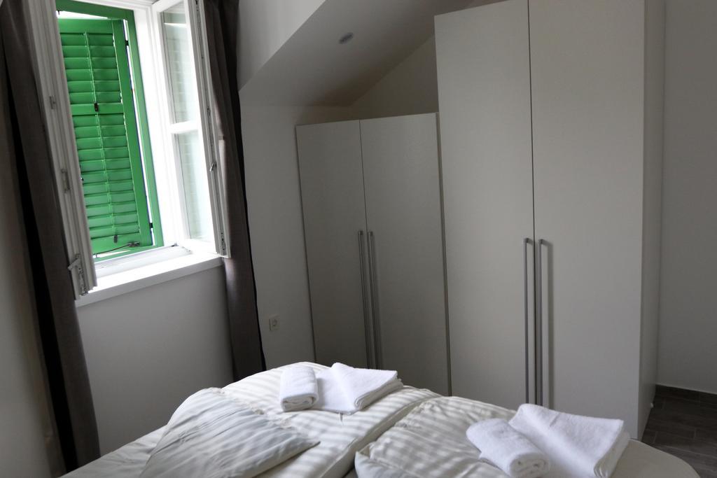 Centar Vodice Apartmani Phòng bức ảnh