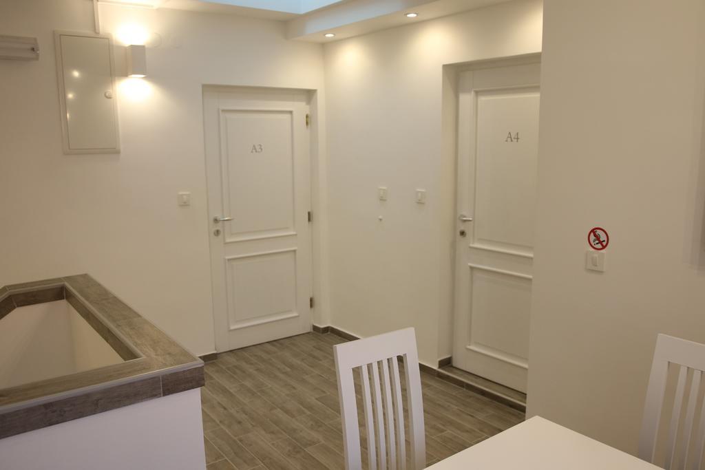 Centar Vodice Apartmani Phòng bức ảnh