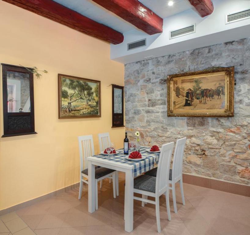 Centar Vodice Apartmani Ngoại thất bức ảnh