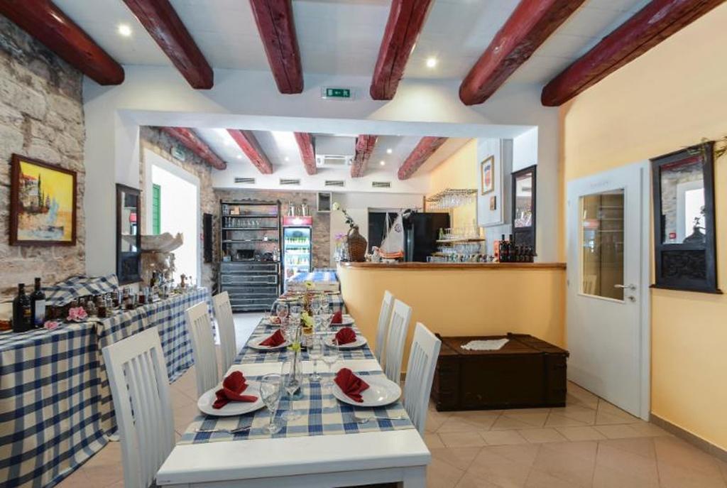 Centar Vodice Apartmani Ngoại thất bức ảnh