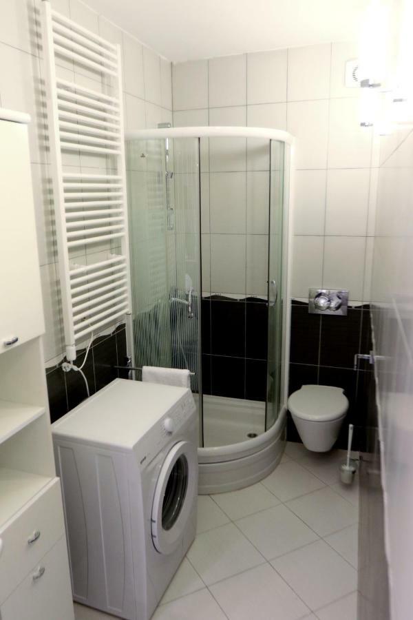 Centar Vodice Apartmani Phòng bức ảnh
